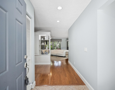 5300 Se Schooner Oaks Way - Photo Thumbnail 3