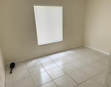 202 Foxtail Drive - Photo Thumbnail 28