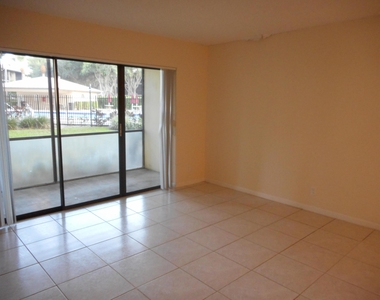 202 Foxtail Drive - Photo Thumbnail 3