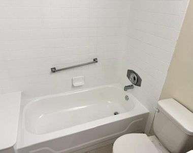 202 Foxtail Drive - Photo Thumbnail 23