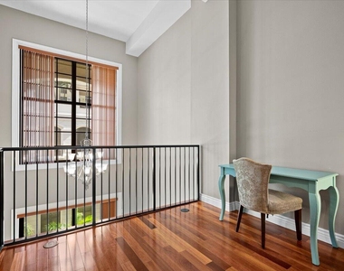 801 S Olive Avenue - Photo Thumbnail 10