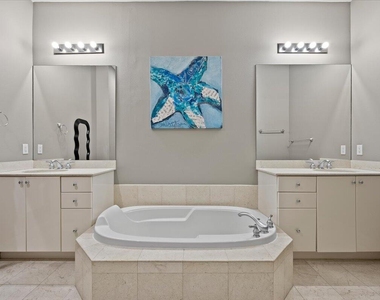 801 S Olive Avenue - Photo Thumbnail 14