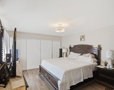 4260 Nw 114th Terrace - Photo Thumbnail 13