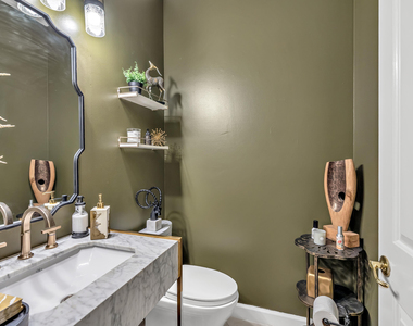 6407 Bella Circle - Photo Thumbnail 7