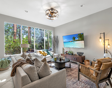 6407 Bella Circle - Photo Thumbnail 9
