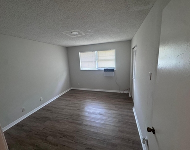 1885 40th Avenue - Photo Thumbnail 17