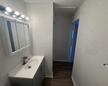 1885 40th Avenue - Photo Thumbnail 22