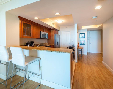 401 Sw 4th Avenue - Photo Thumbnail 4