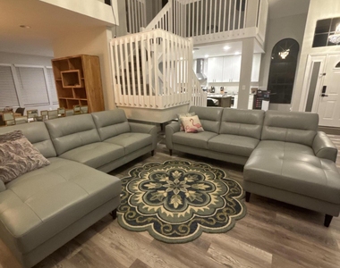 12989 Meadowbreeze Drive - Photo Thumbnail 16