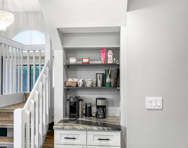 12989 Meadowbreeze Drive - Photo Thumbnail 29