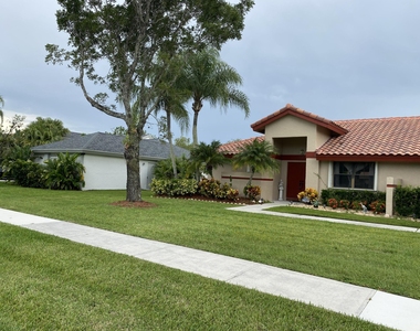 2153 Amesbury Circle - Photo Thumbnail 19