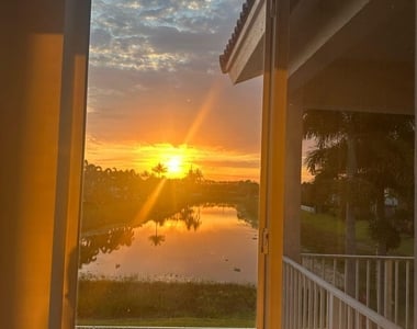 4600 Mariners Cove Drive - Photo Thumbnail 31