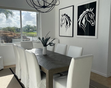 4600 Mariners Cove Drive - Photo Thumbnail 4