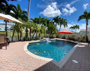 7870 Granada Place - Photo Thumbnail 16
