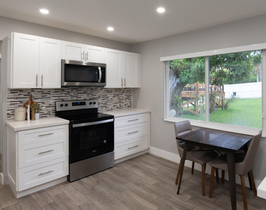 13487 Barwick Road - Photo Thumbnail 9