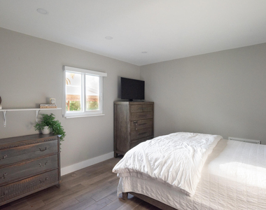 13487 Barwick Road - Photo Thumbnail 16