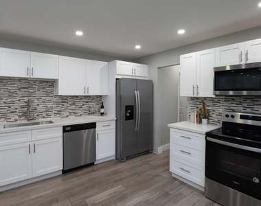 13487 Barwick Road - Photo Thumbnail 10