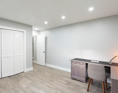 13487 Barwick Road - Photo Thumbnail 15