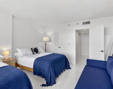 1170 N Federal Highway - Photo Thumbnail 23