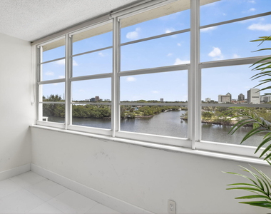 1170 N Federal Highway - Photo Thumbnail 15