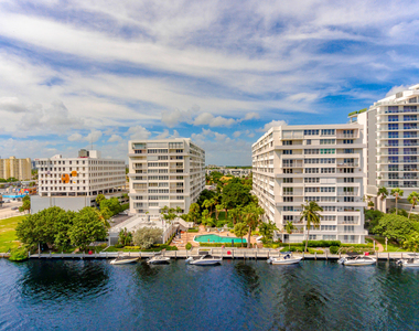 1170 N Federal Highway - Photo Thumbnail 37