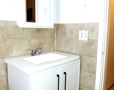 1621 Sw 6th Avenue - Photo Thumbnail 1