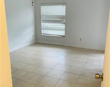 2900 Nw 42nd Avenue - Photo Thumbnail 21