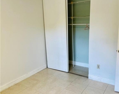 2900 Nw 42nd Avenue - Photo Thumbnail 12