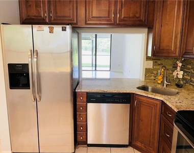 2900 Nw 42nd Avenue - Photo Thumbnail 5