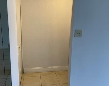2900 Nw 42nd Avenue - Photo Thumbnail 16