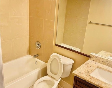 2900 Nw 42nd Avenue - Photo Thumbnail 14