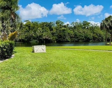 2900 Nw 42nd Avenue - Photo Thumbnail 2