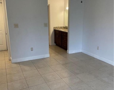 2900 Nw 42nd Avenue - Photo Thumbnail 18