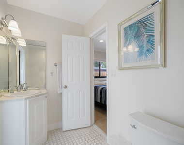 3211 Seaward Drive - Photo Thumbnail 18