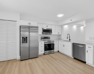 14475 Strathmore Lane - Photo Thumbnail 1