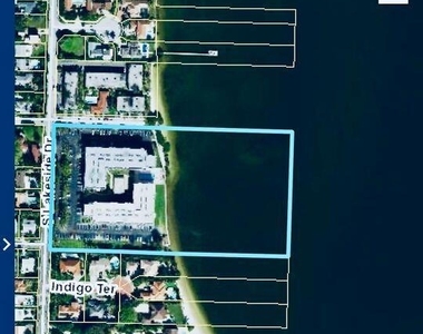 1502 S Lakeside Drive - Photo Thumbnail 32