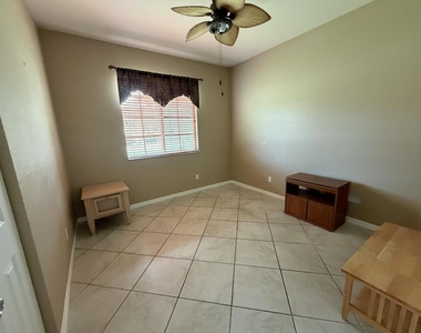 6510 Oxford Circle - Photo Thumbnail 13