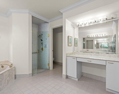 15495 Rolling Meadows Circle - Photo Thumbnail 24