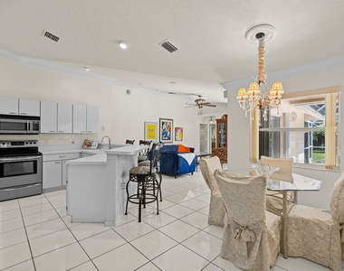 15495 Rolling Meadows Circle - Photo Thumbnail 9