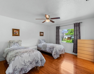 15495 Rolling Meadows Circle - Photo Thumbnail 29