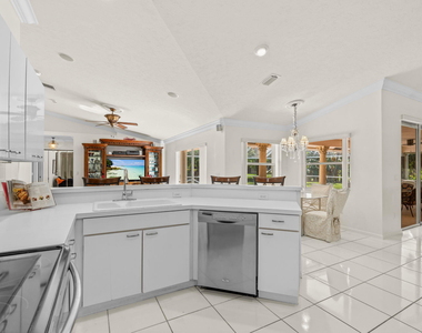 15495 Rolling Meadows Circle - Photo Thumbnail 14