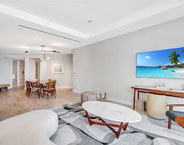 525 N Fort Lauderdale Beach Boulevard - Photo Thumbnail 16