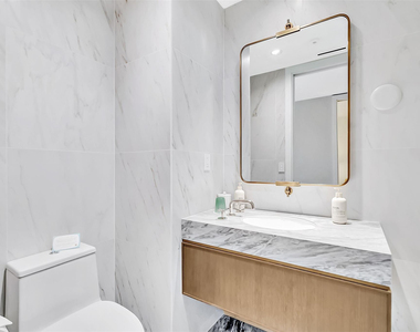 525 N Fort Lauderdale Beach Boulevard - Photo Thumbnail 19