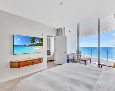 525 N Fort Lauderdale Beach Boulevard - Photo Thumbnail 2