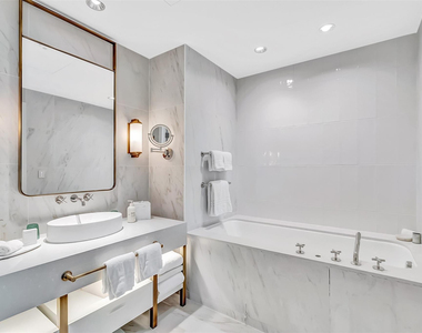 525 N Fort Lauderdale Beach Boulevard - Photo Thumbnail 24