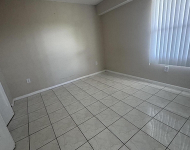 701 Sw 141st Avenue - Photo Thumbnail 6