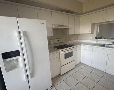 701 Sw 141st Avenue - Photo Thumbnail 7