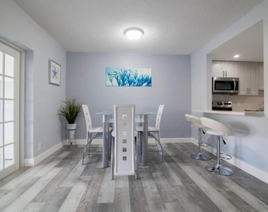 320 S Surf Road - Photo Thumbnail 4