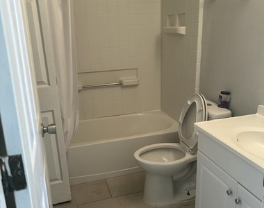 2289 Se Seamist Street - Photo Thumbnail 9