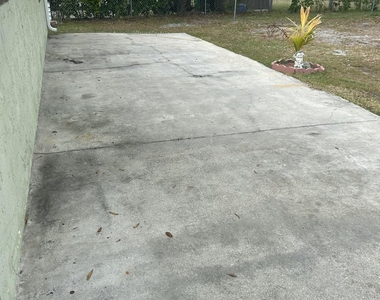 2289 Se Seamist Street - Photo Thumbnail 16